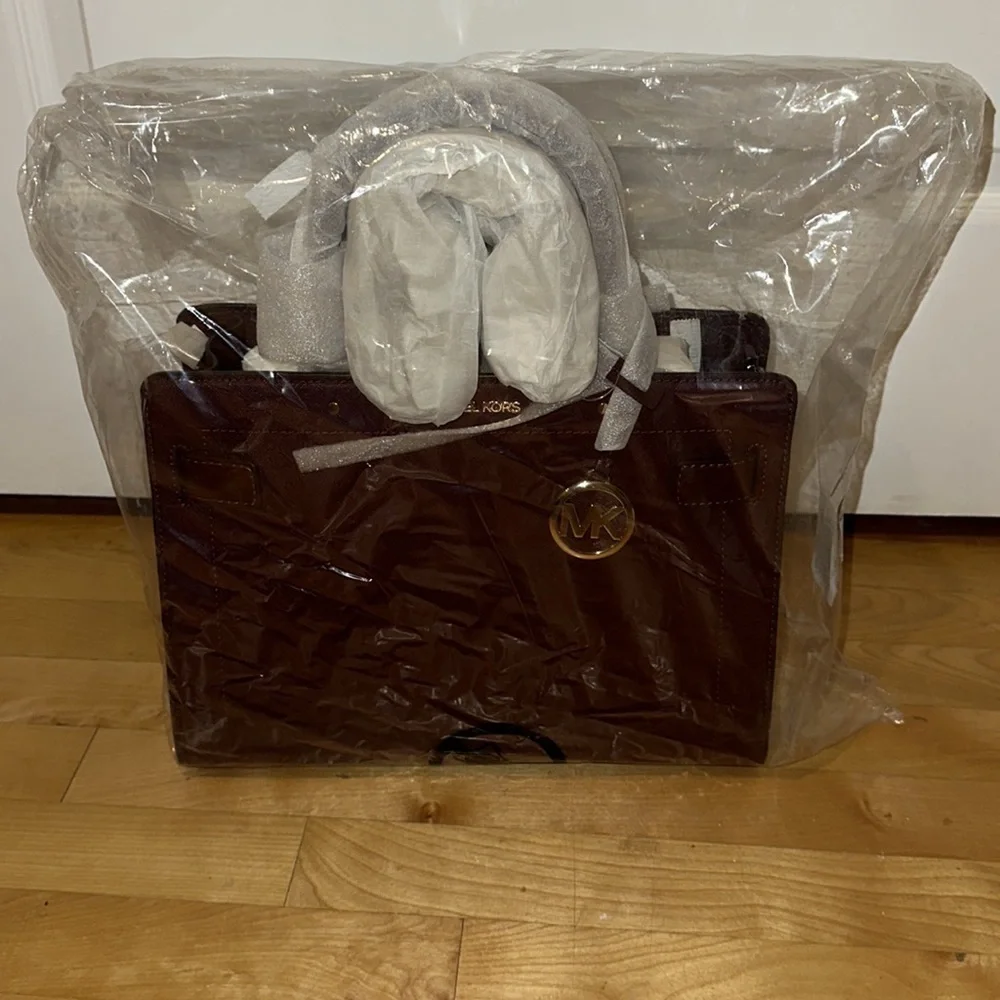 New Michael Kors Rayne Medium Saffiano Leather Satchel in Color Merlot